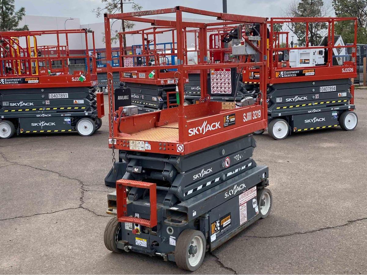 2017 Skyjack SJ3219