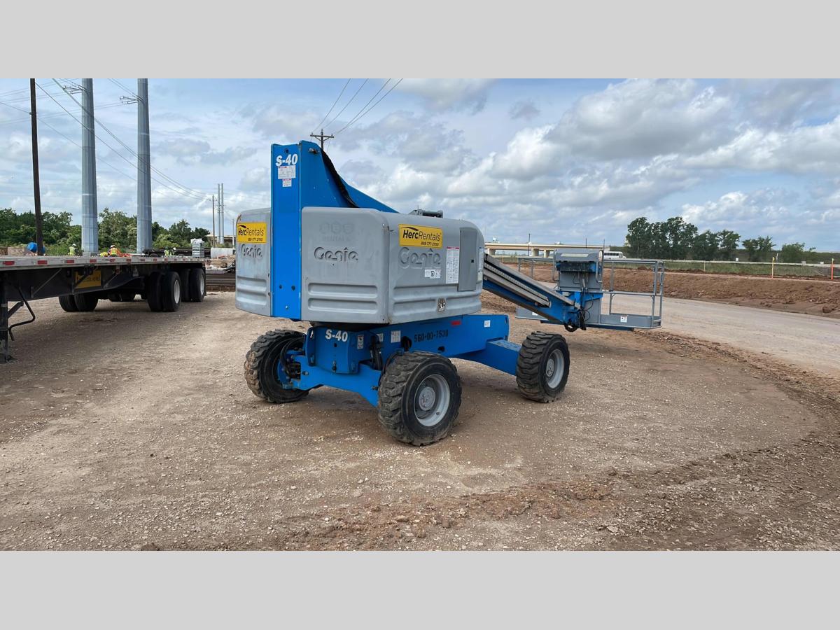 2016 Genie S-40