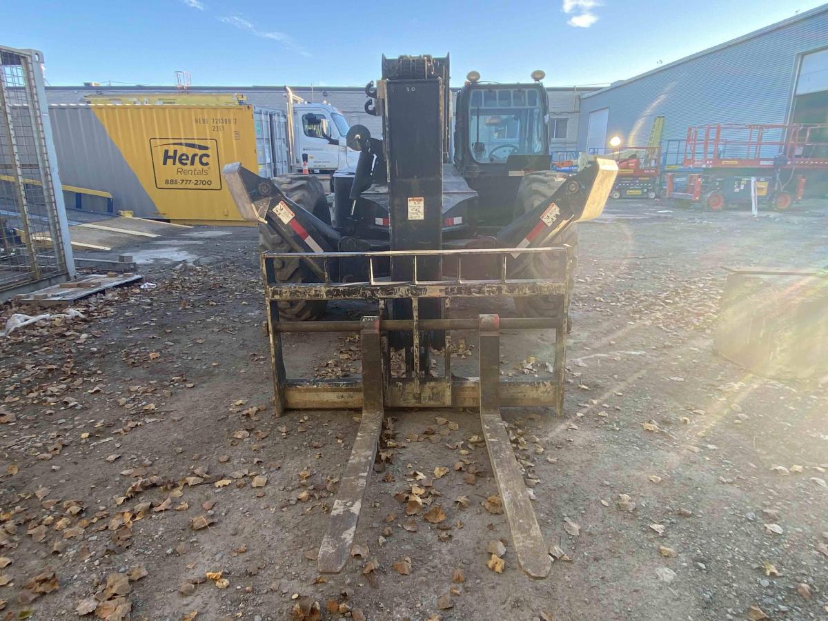 2014 Genie GTH-1056