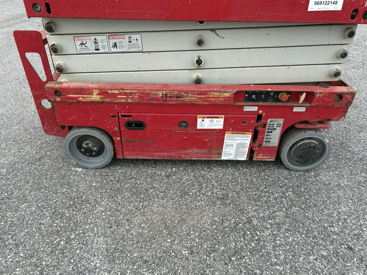 2017 MEC 1930SE-13