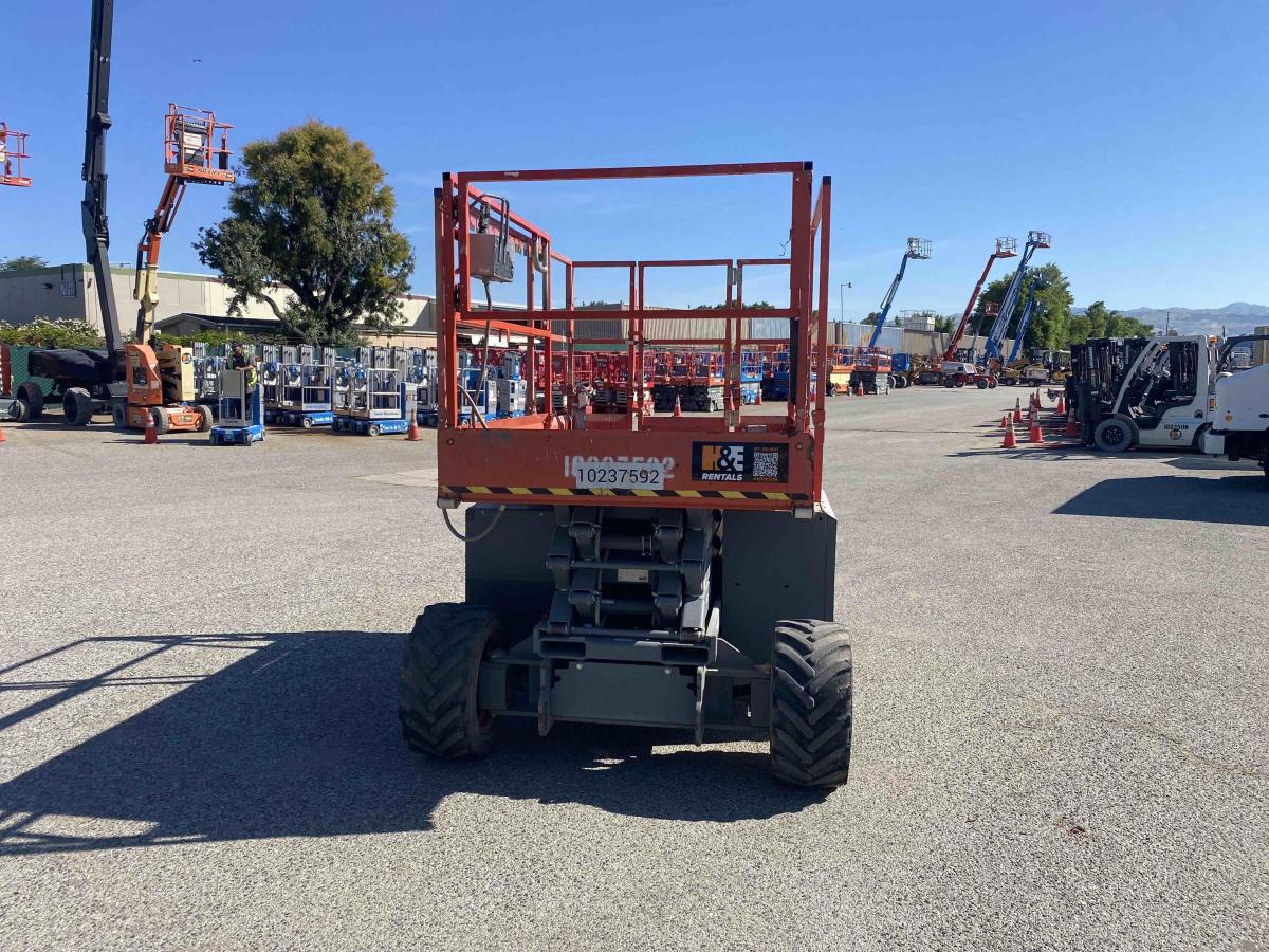 2018 Skyjack SJ-6826RT