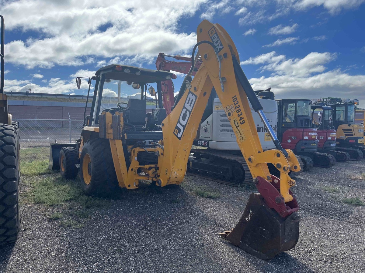 2022 JCB 3CX-1