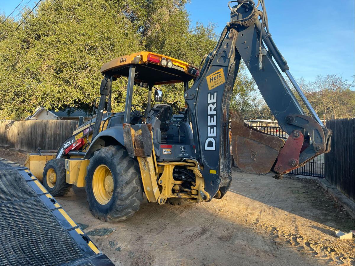 2019 John Deere 310