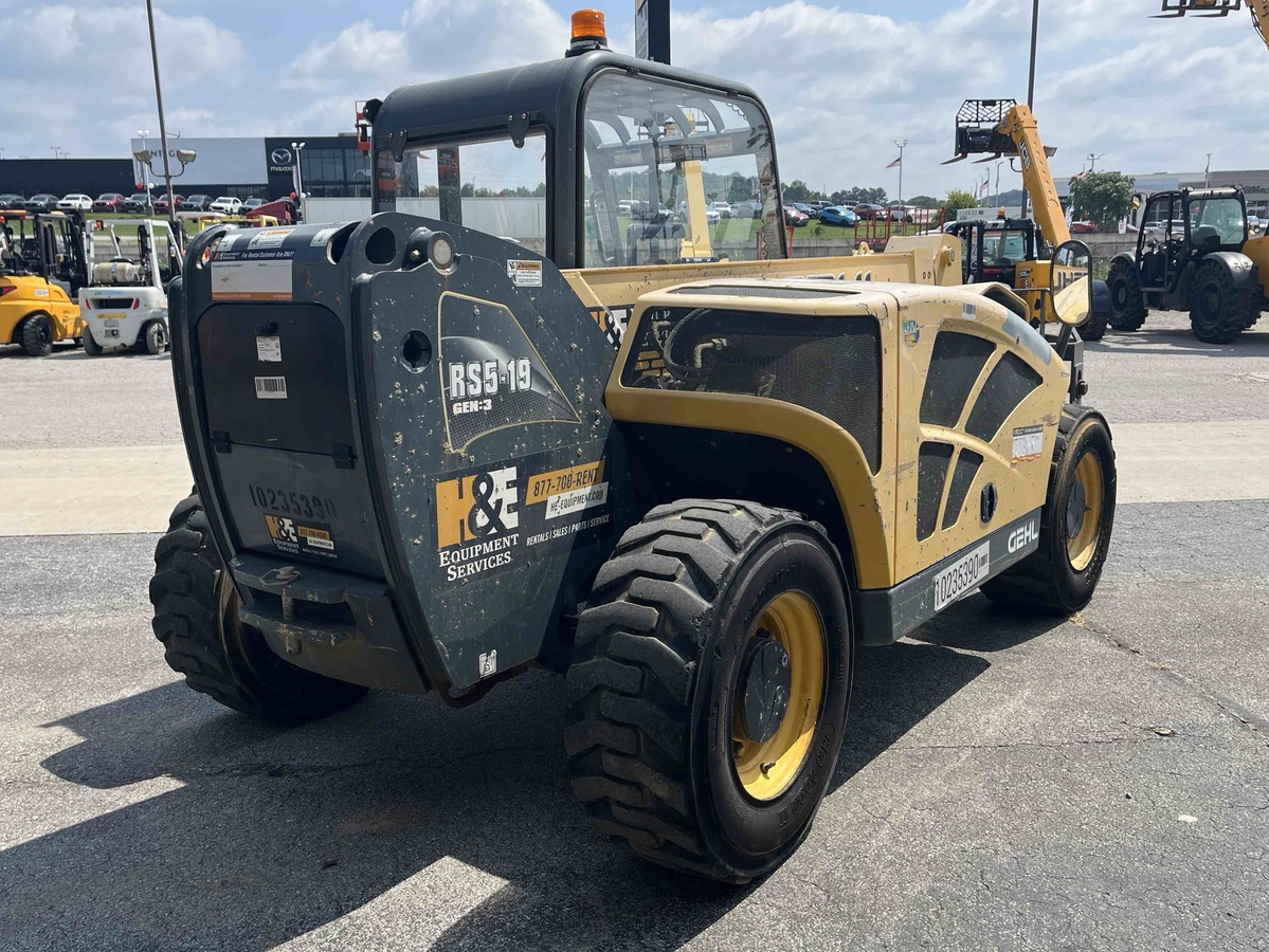 2018 Gehl RS5-19-6