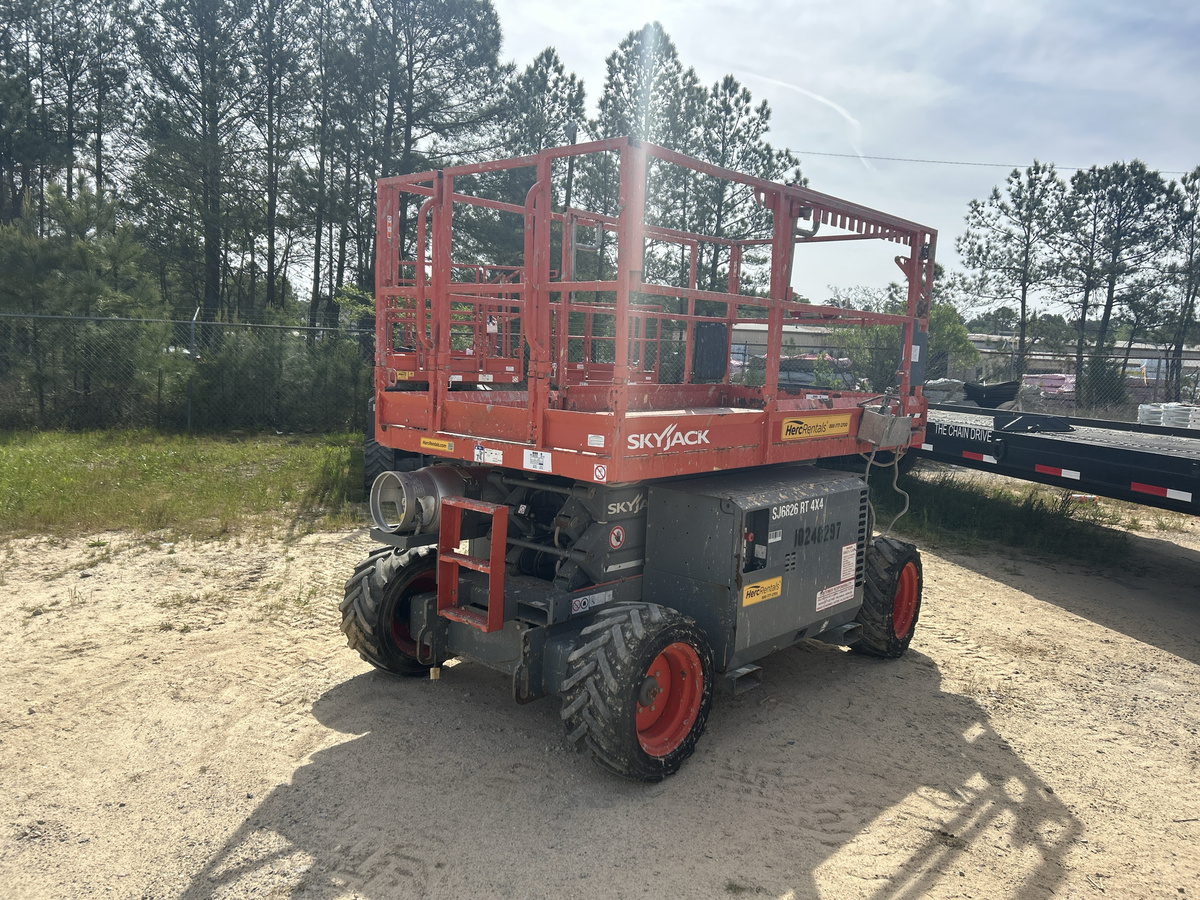 2018 Skyjack SJ-6826RT-6