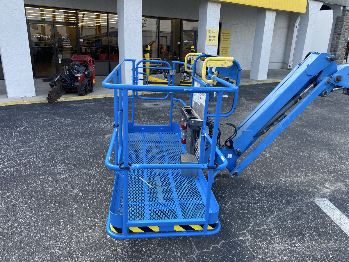 2019 Genie S-85-9