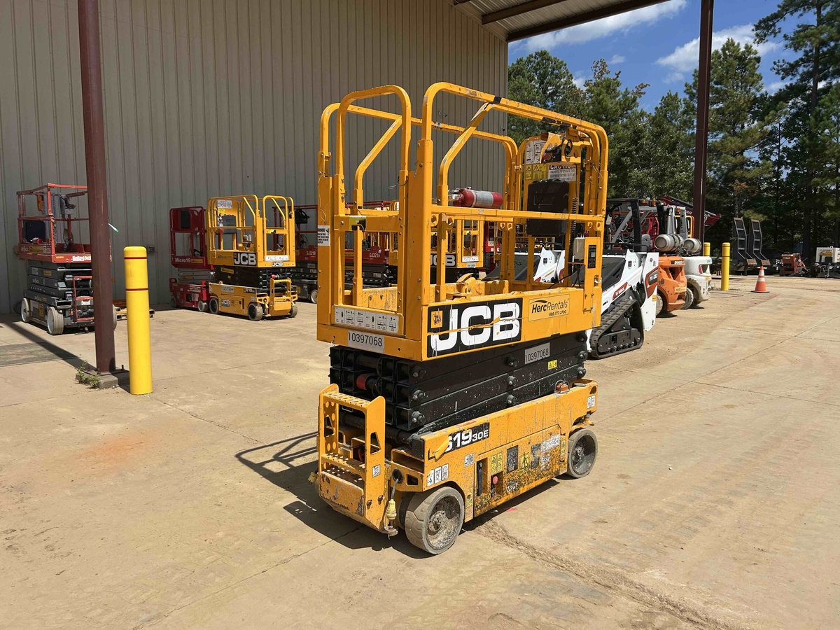 2022 JCB S1930E