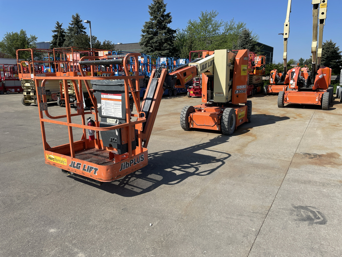 2018 JLG E300AJP-3