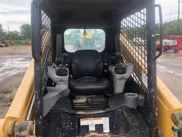 2019 Gehl RT215