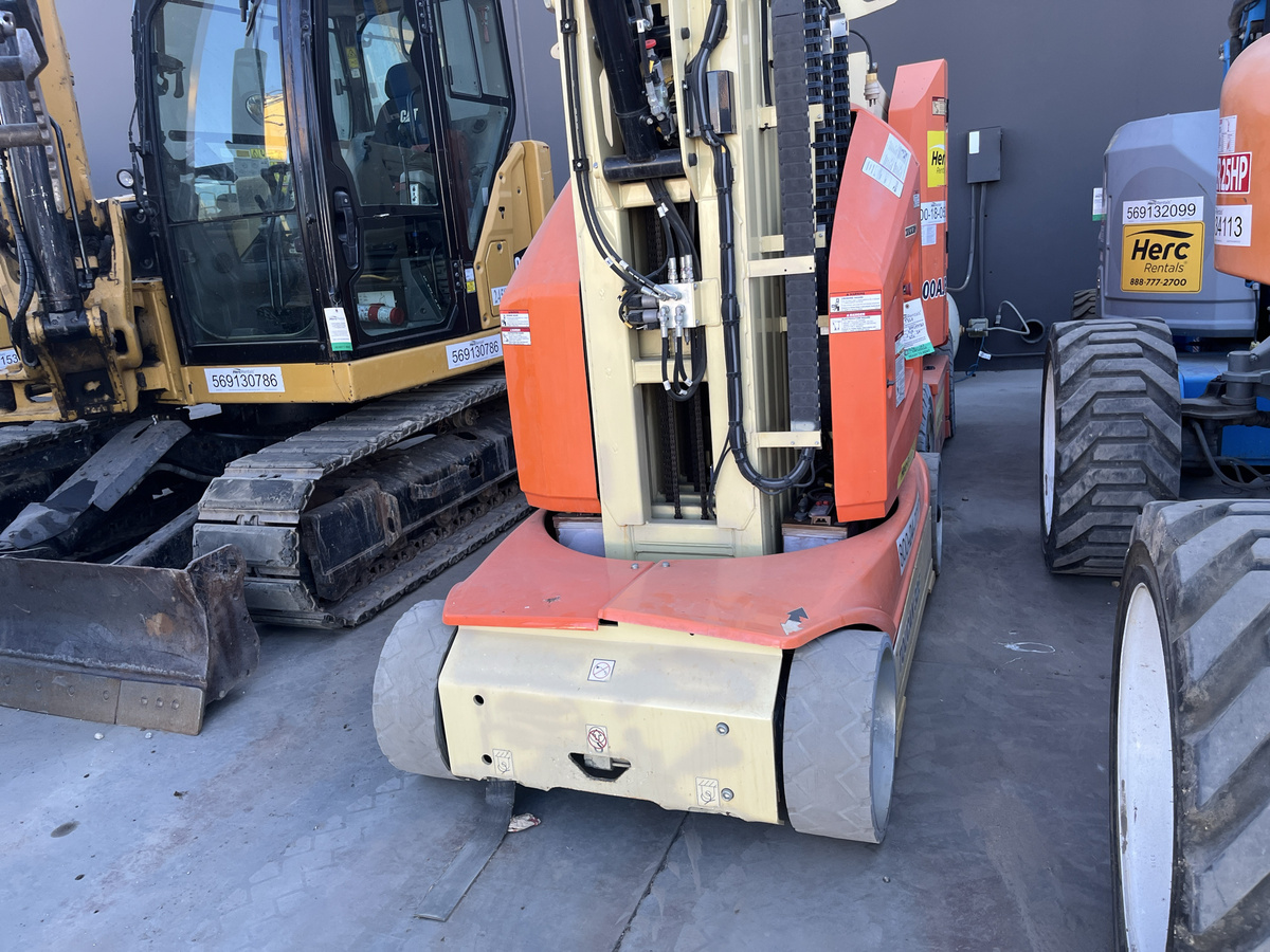 2019 JLG Toucan 32E-2