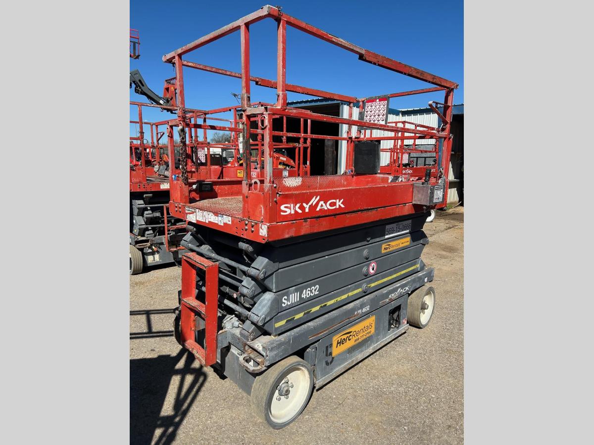 2013 Skyjack SJ4632