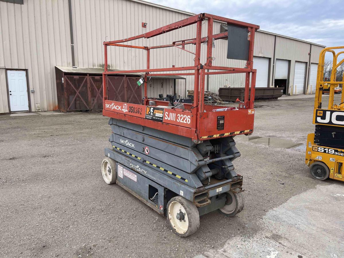 2015 Skyjack SJ3226