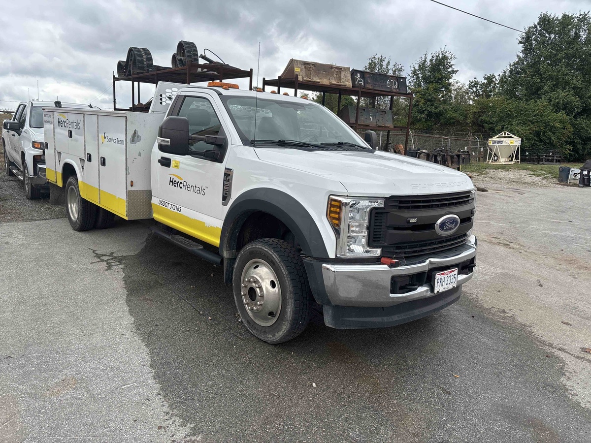2018 Ford F550-4