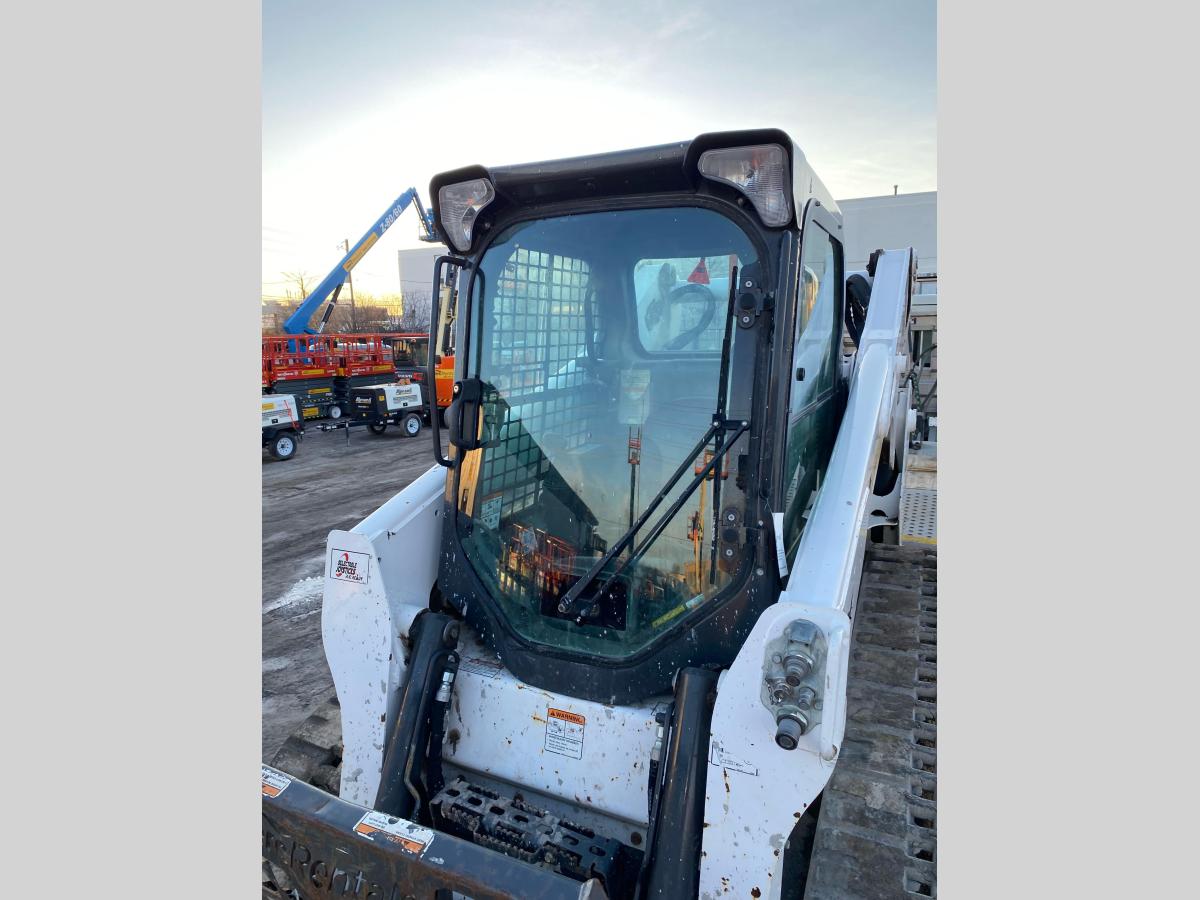 2021 Bobcat T740-3
