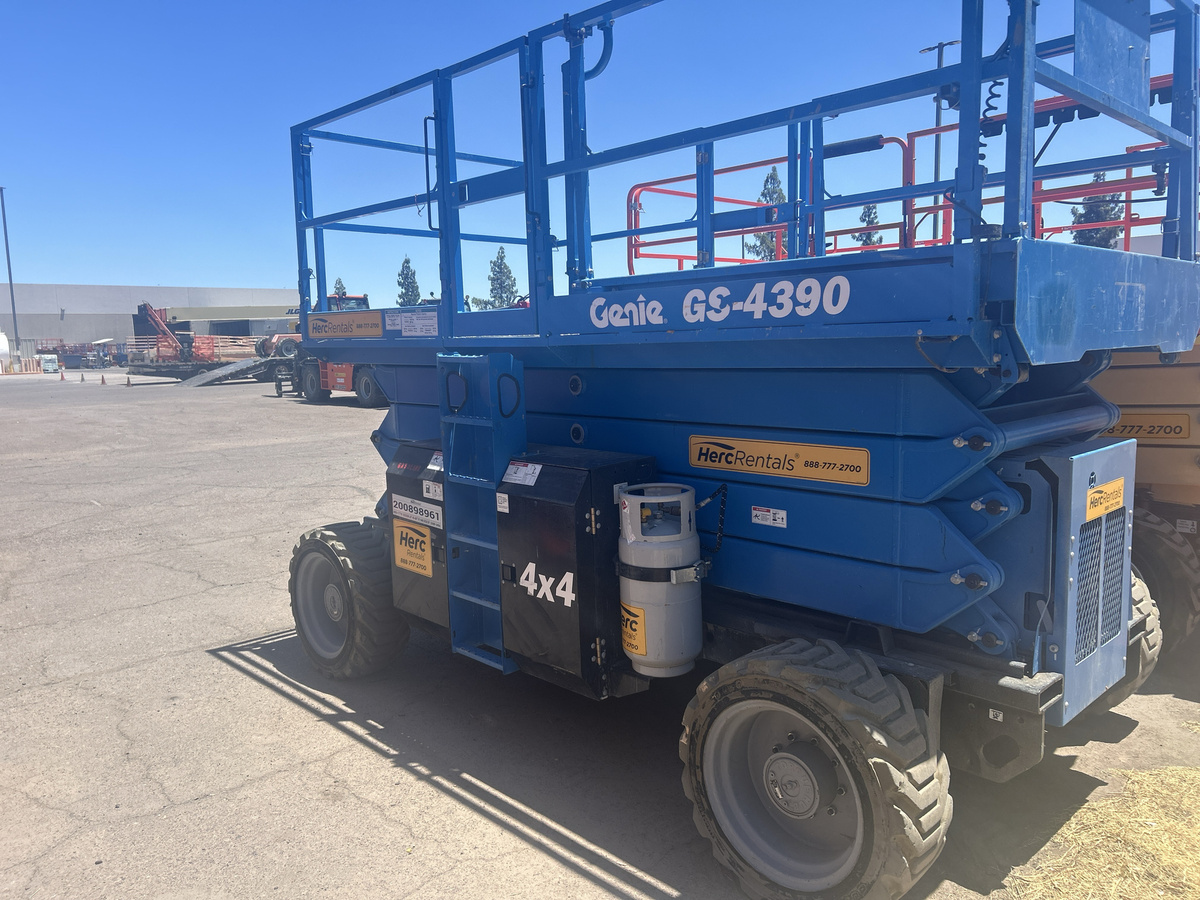 2019 Genie GS-4390 RT