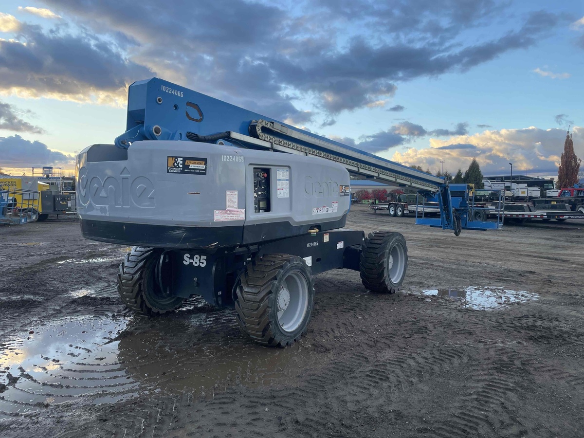 2017 Genie S-85-3