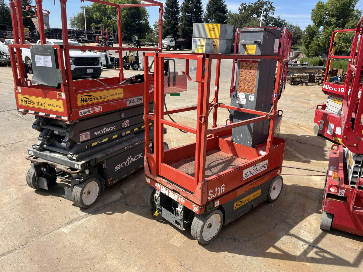 2018 Skyjack SJ16