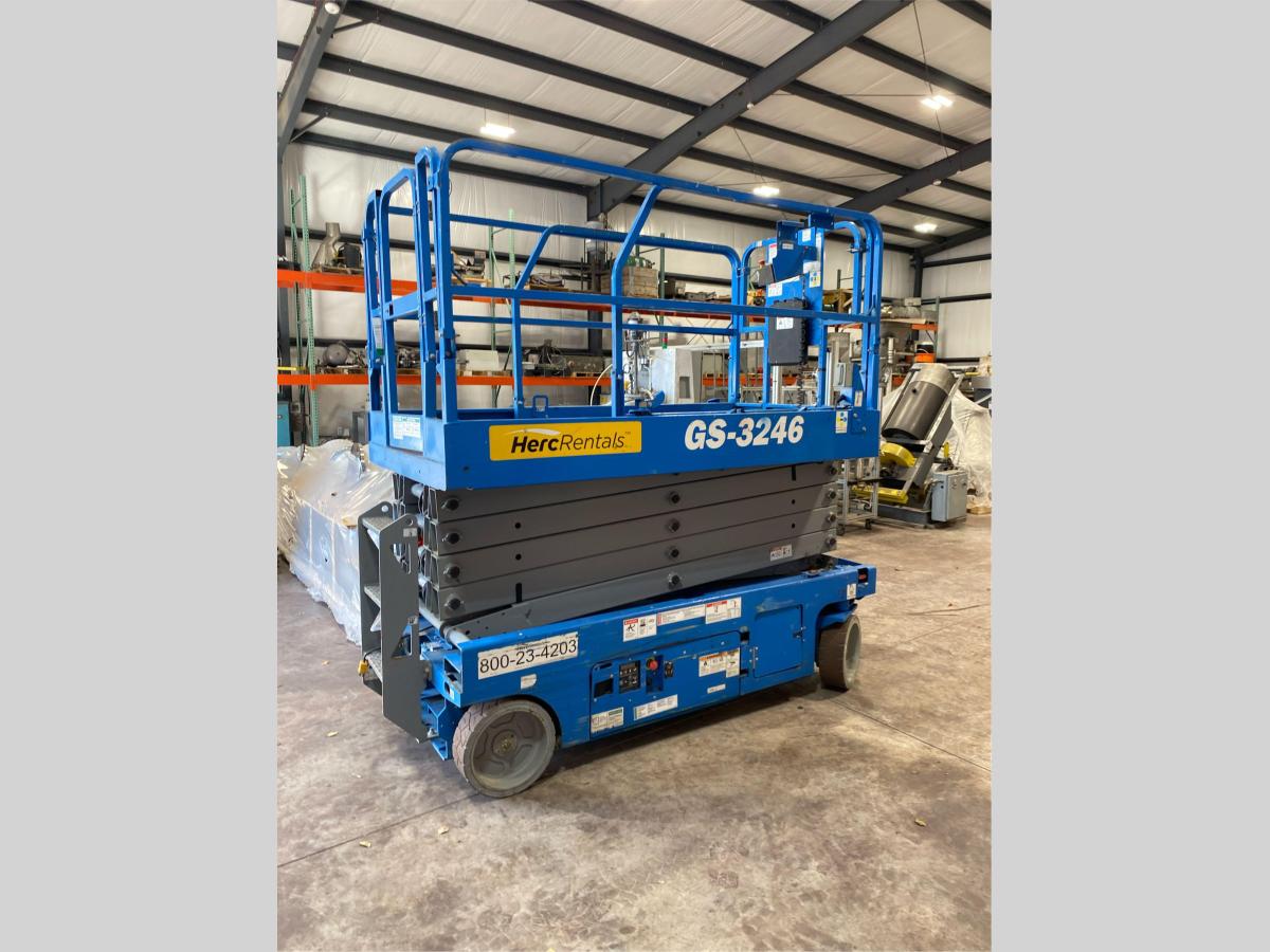 2018 Genie GS-3246