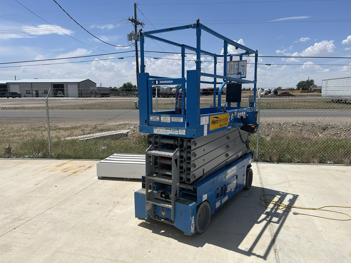 2019 Genie GS-3232-2