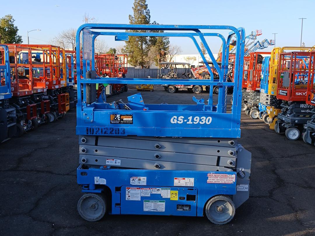 2017 Genie GS-1930