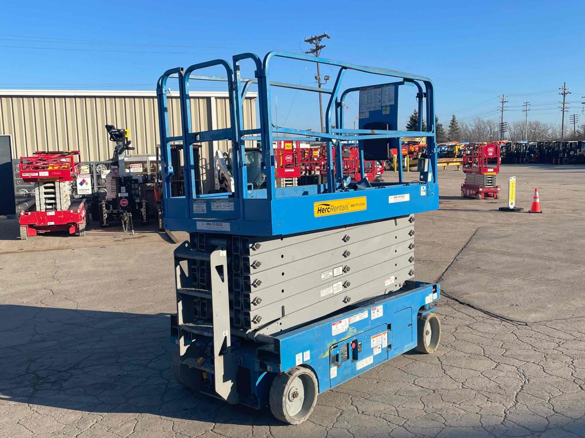 2016 Genie GS-4047