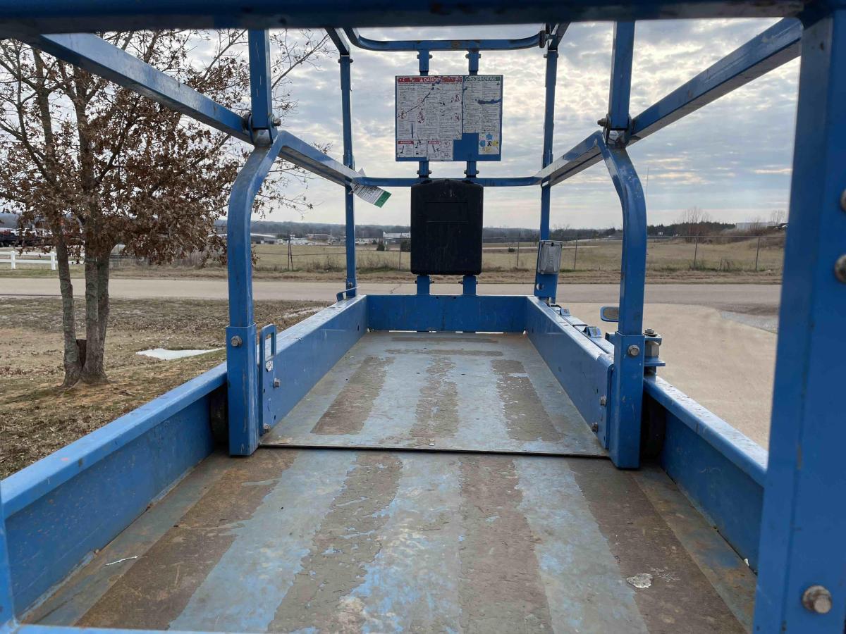 2018 Genie GS-3232