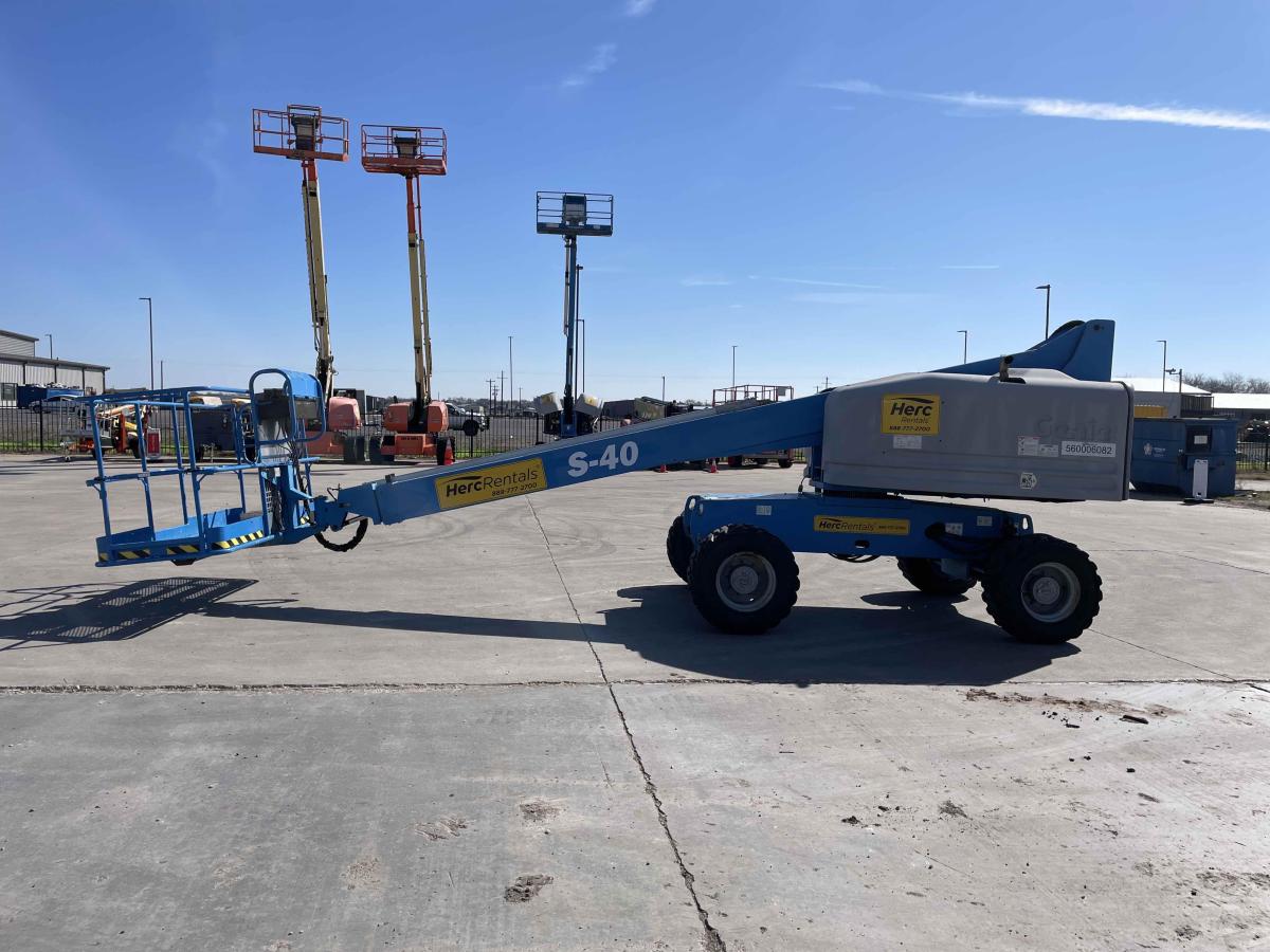 2014 Genie S-40