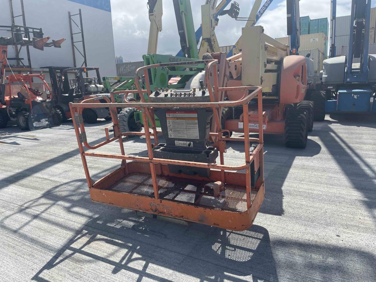 2005 JLG 450AJ