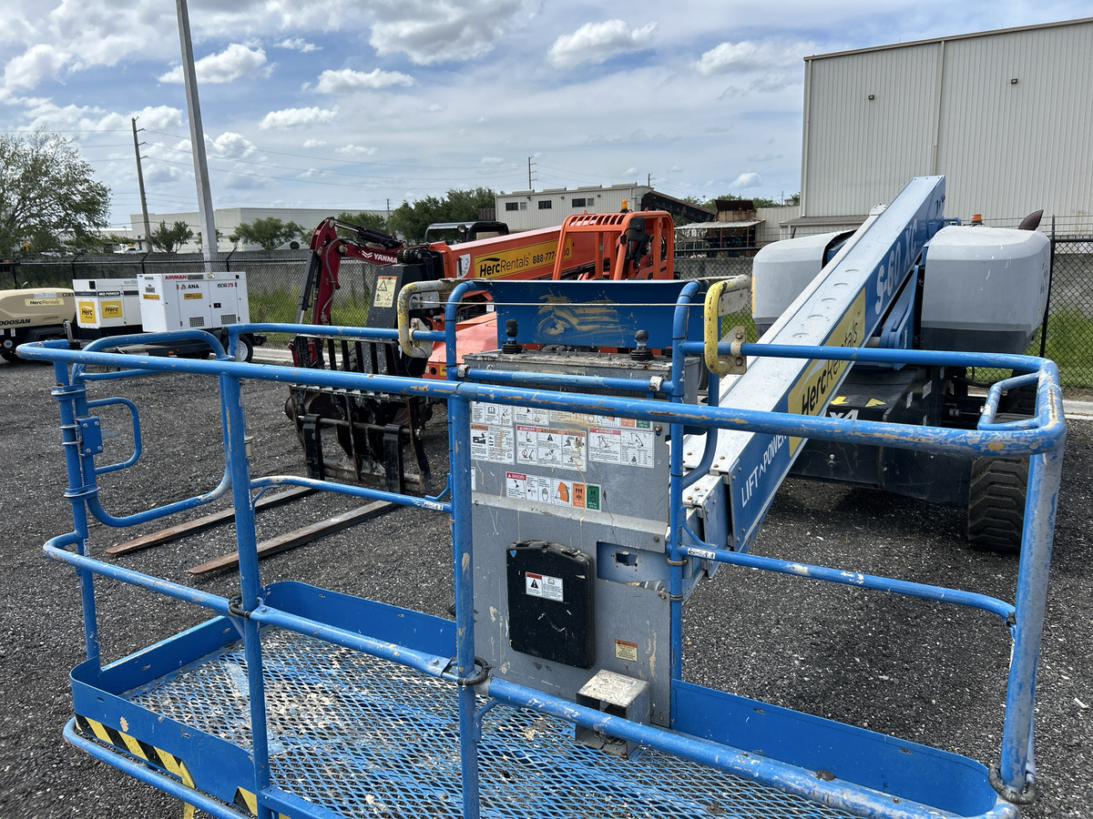 2019 Genie S-60XC-5