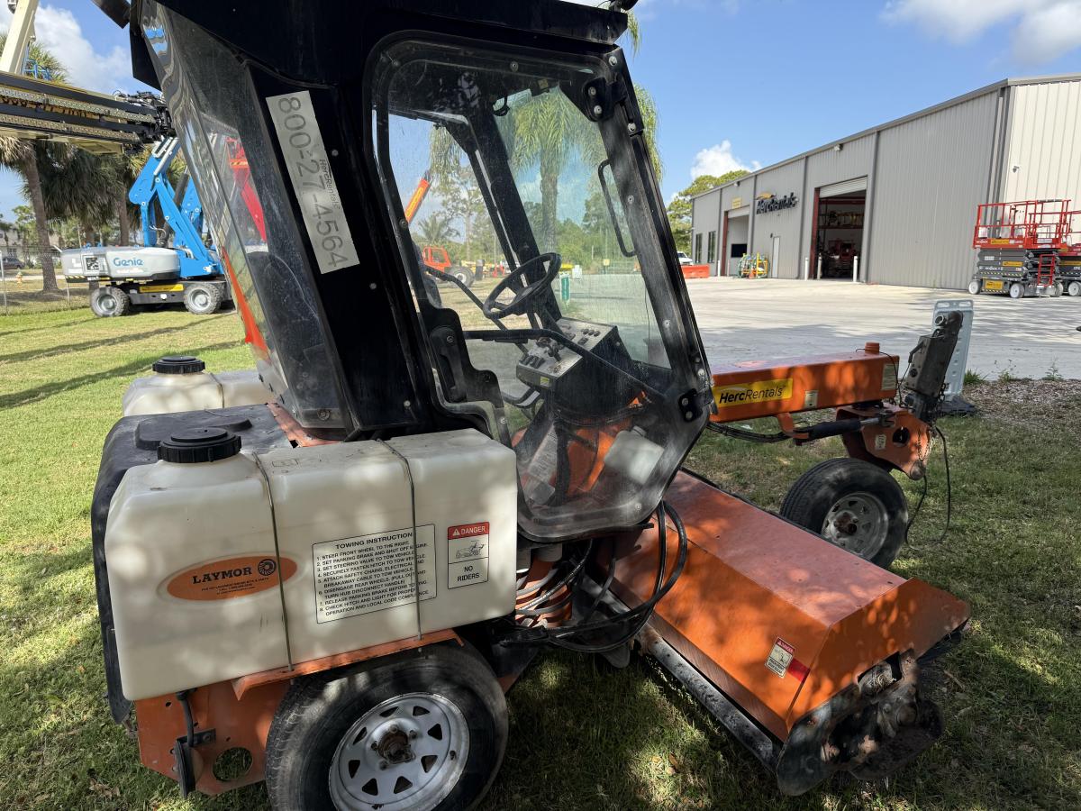 2020 LayMor SM300