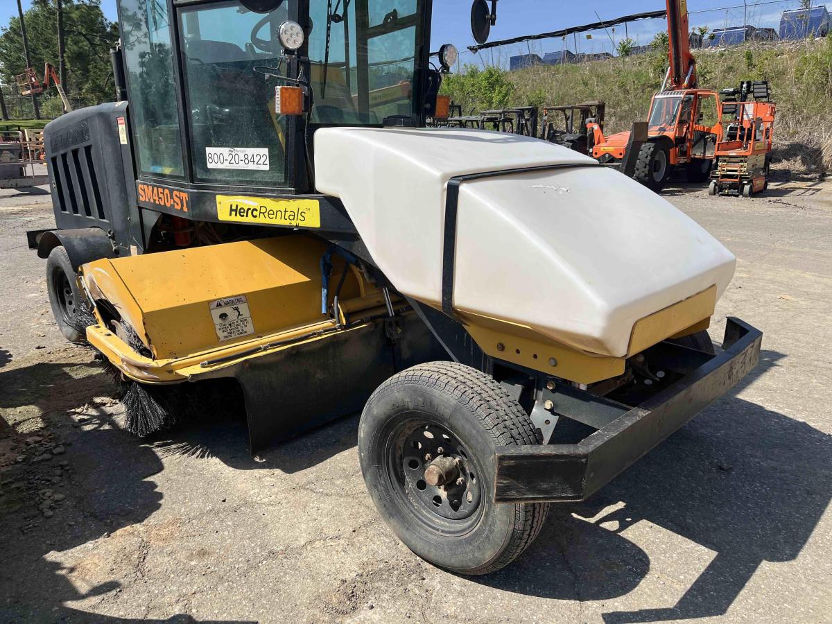 2018 LayMor SweepMaster 450-ST