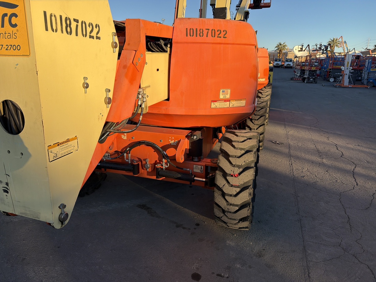 2016 JLG 600AJ-3