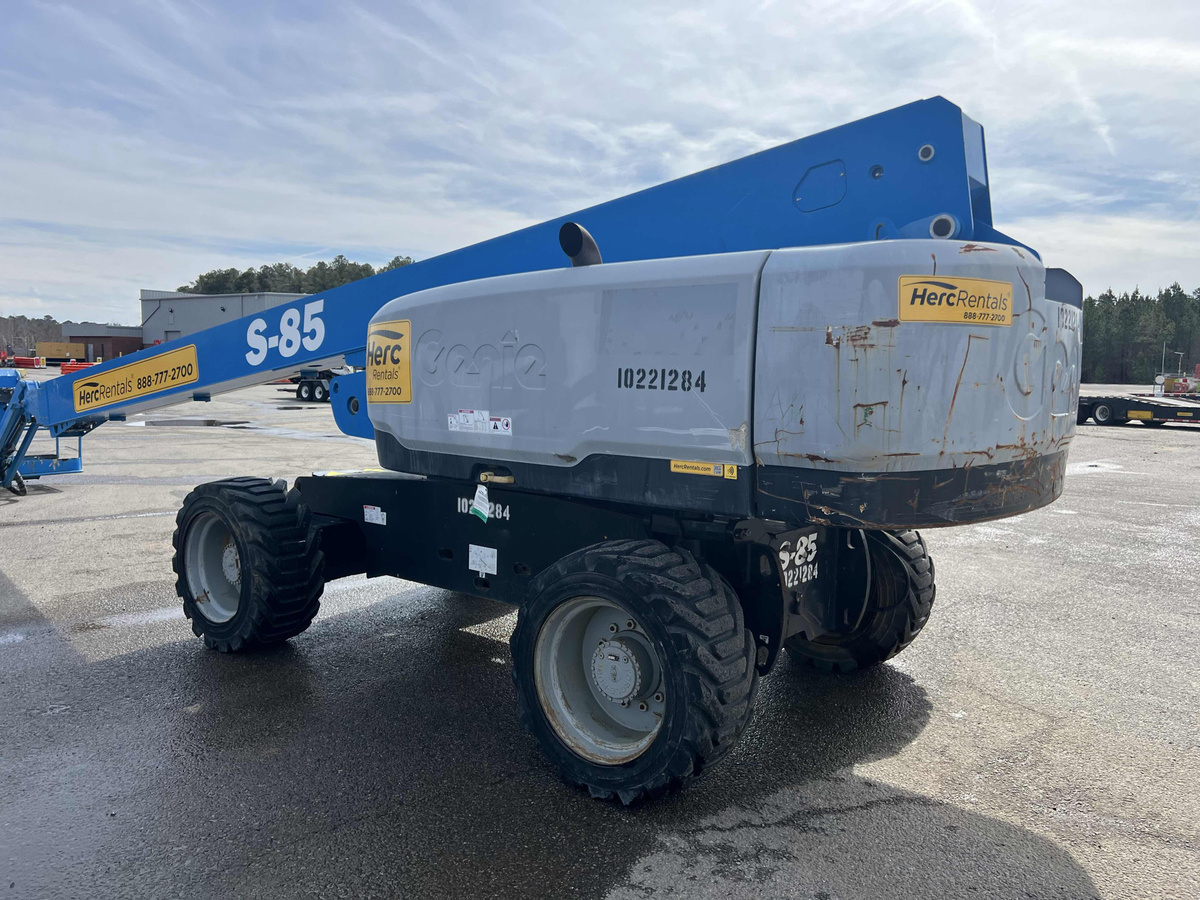 2017 Genie S-85-5