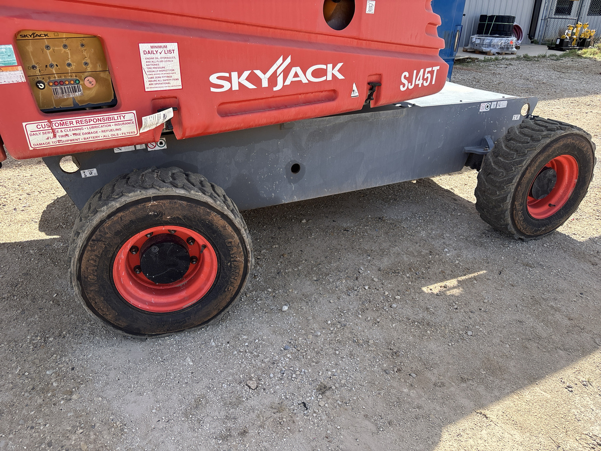 2017 Skyjack SJ45 T-13
