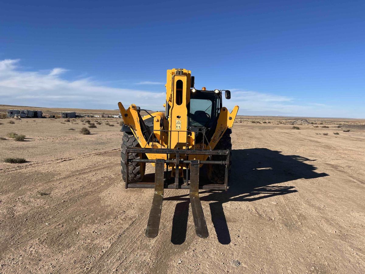 2017 JCB 510-56