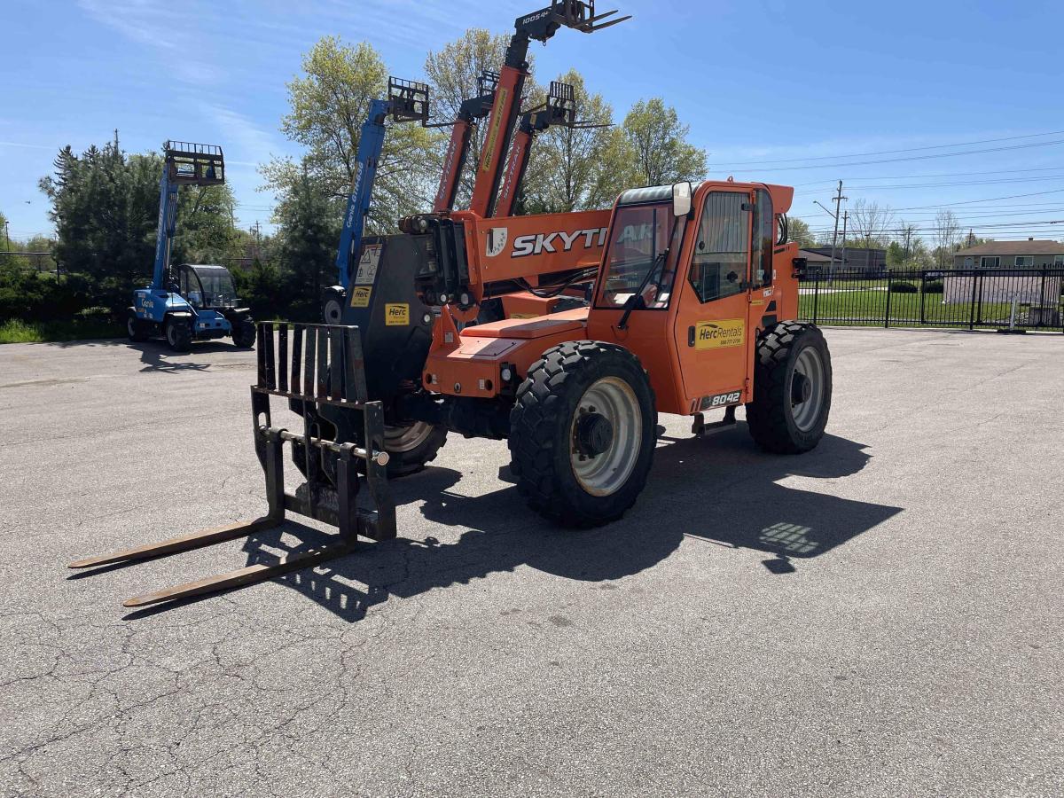 2018 SkyTrak 8042