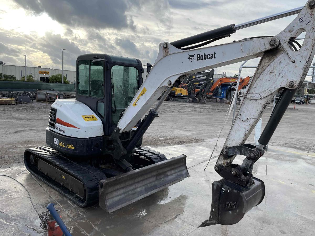2019 Bobcat E50