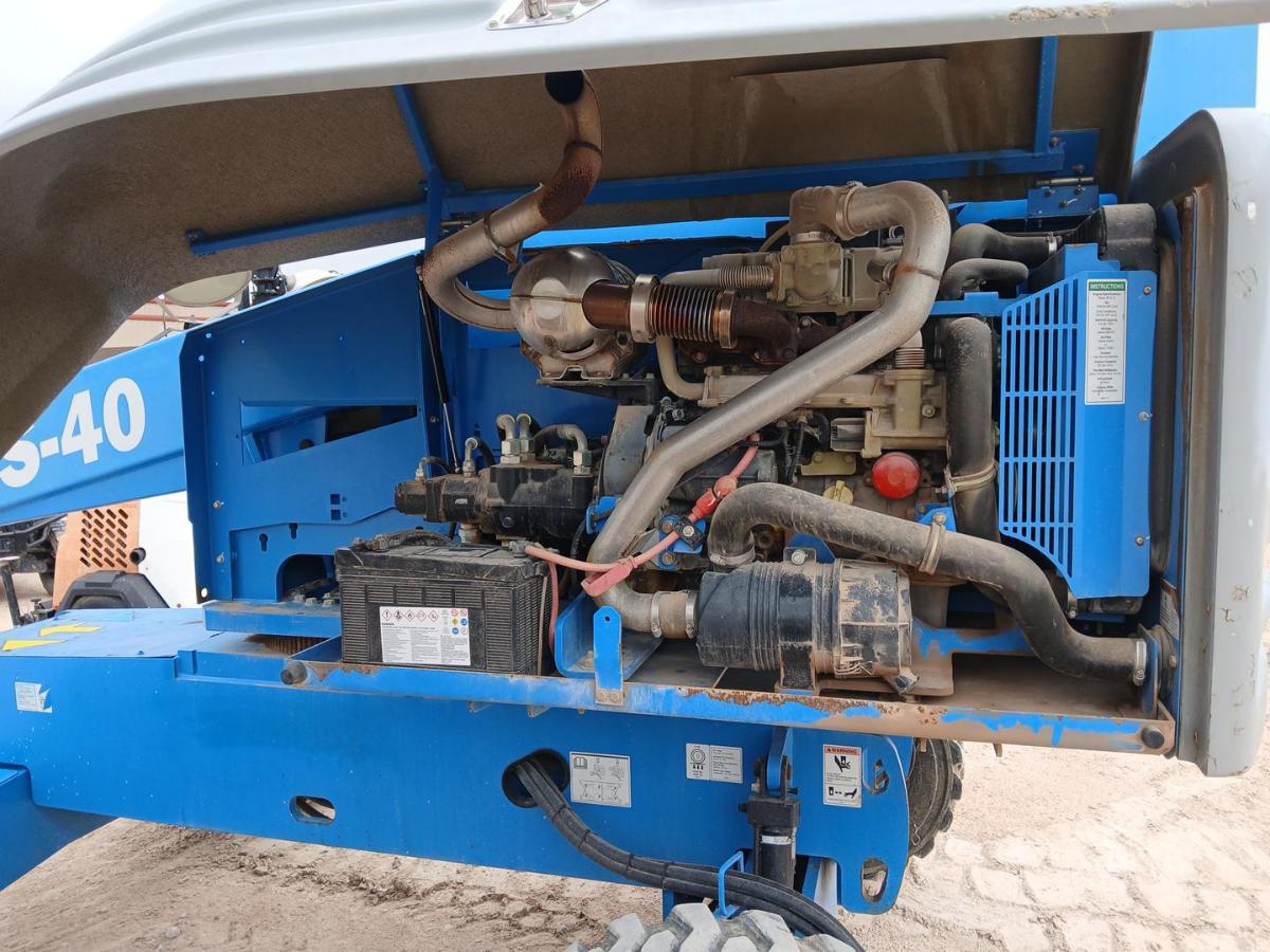 2017 Genie S-40-9