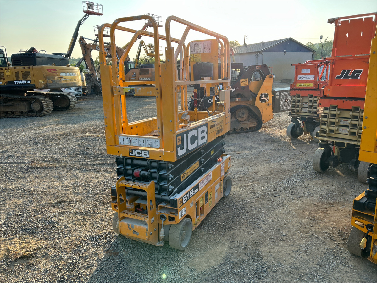 2022 JCB S1930E-3