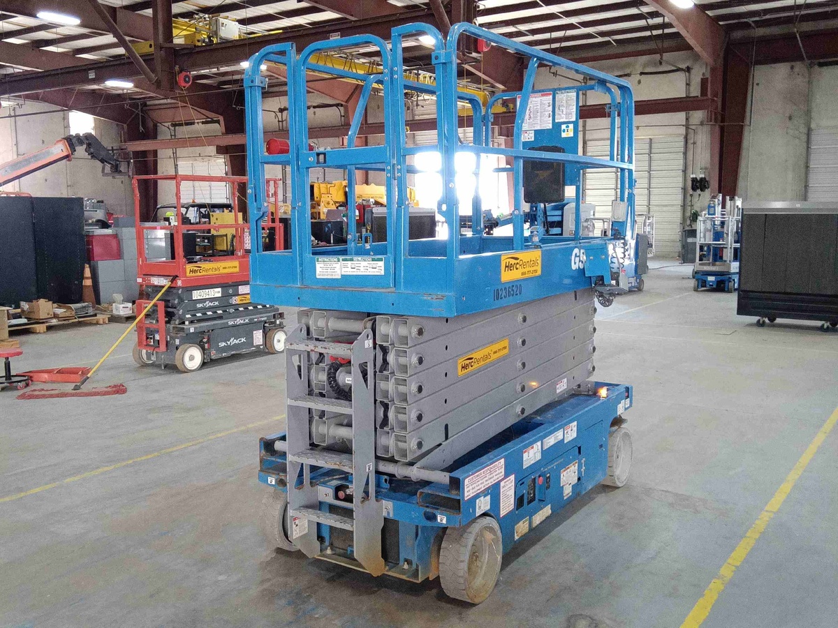 2018 Genie GS-4047-2