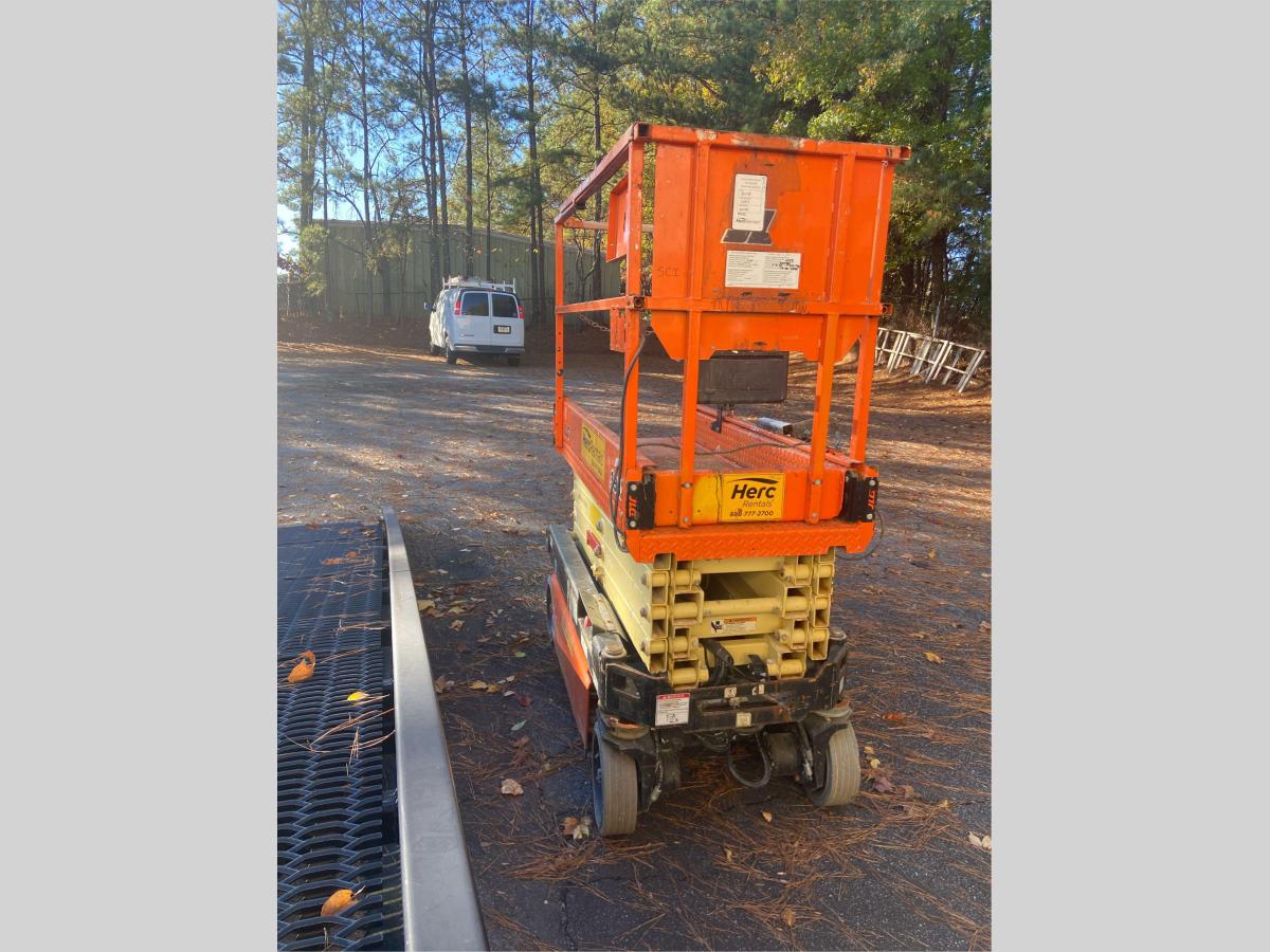 2018 JLG 1932R