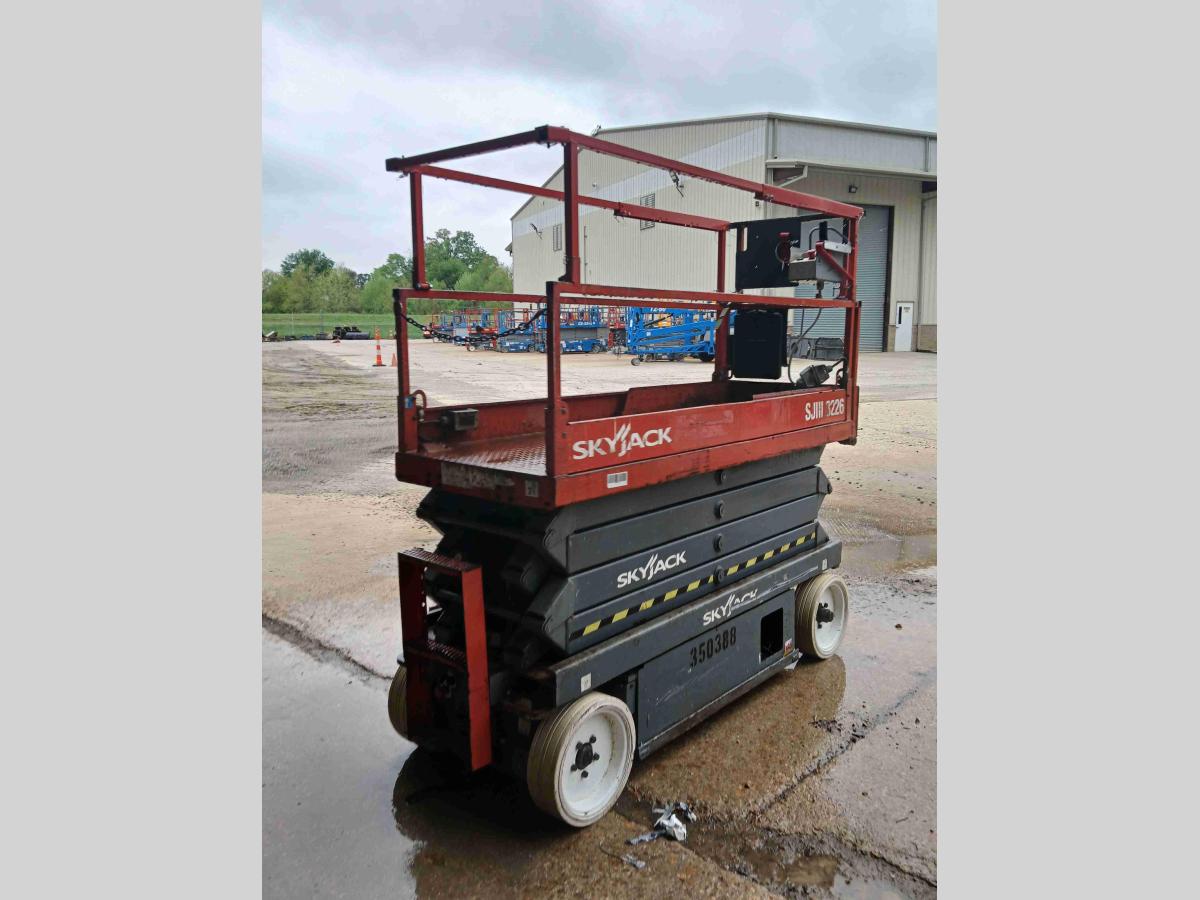 2015 Skyjack SJ3226
