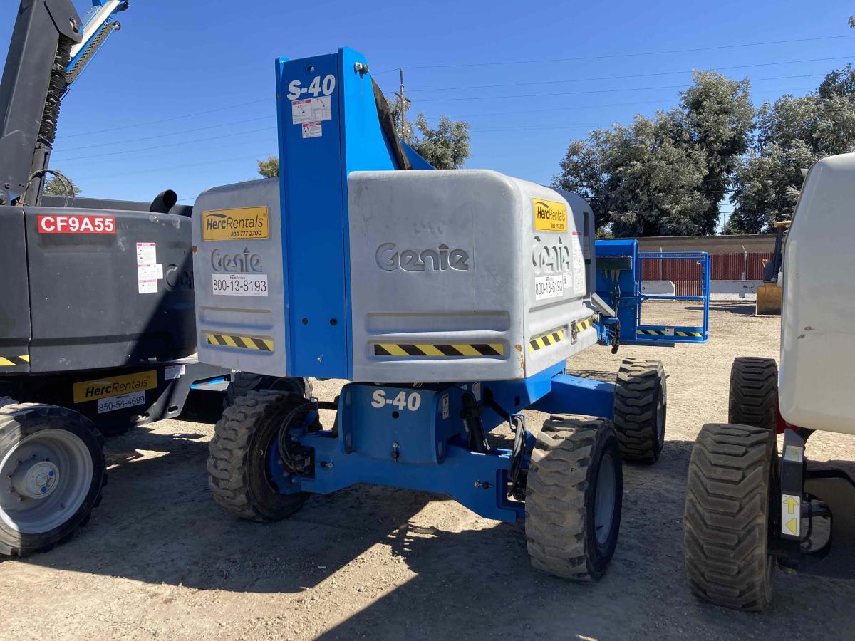 2016 Genie S-40
