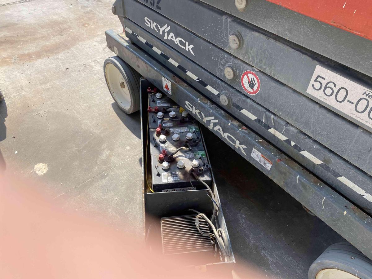 2017 Skyjack SJ3226