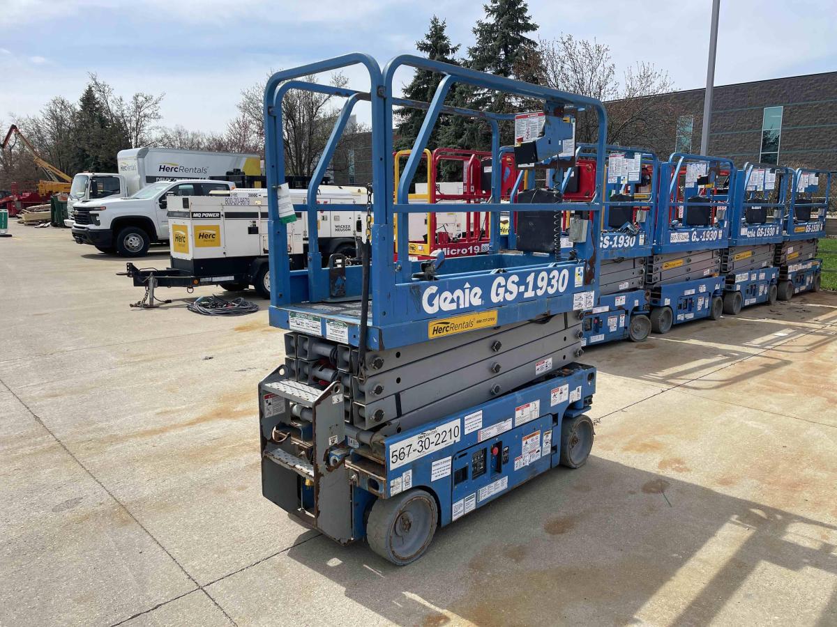 2018 Genie GS-1930