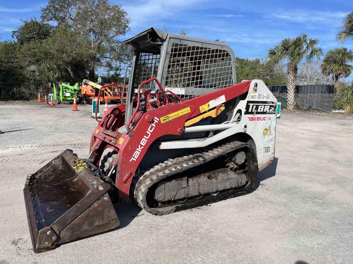 2020 Takeuchi TL8