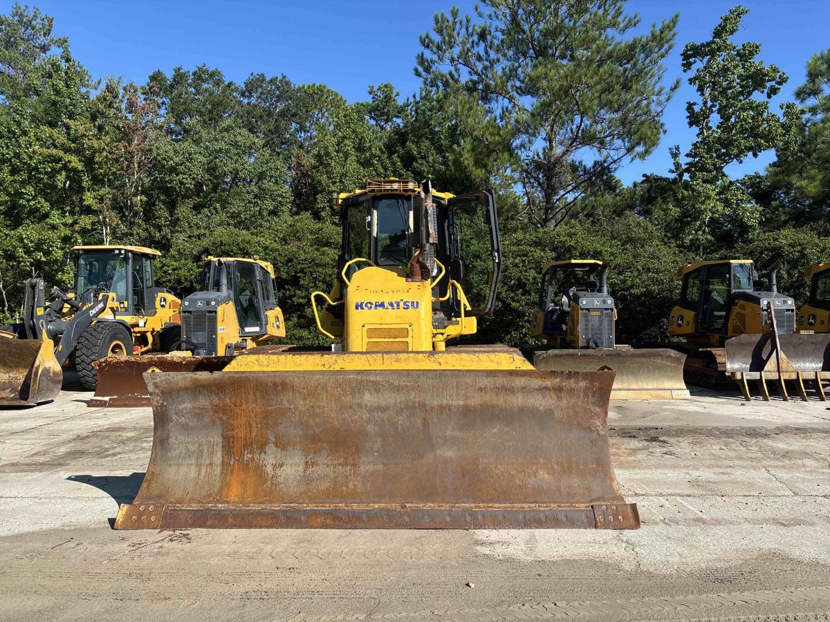 2021 Komatsu D61PX-24-7