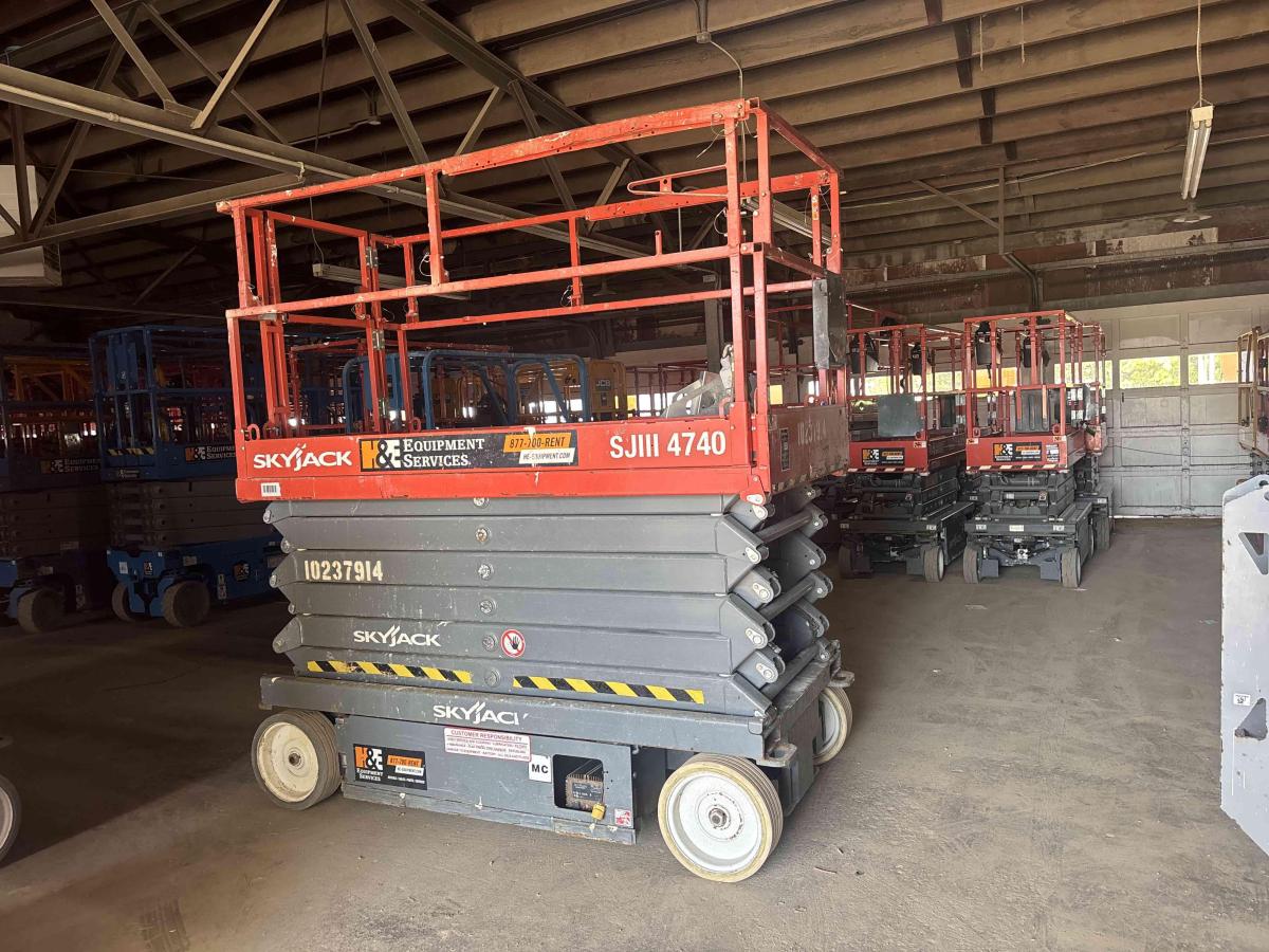 2018 Skyjack SJ4740
