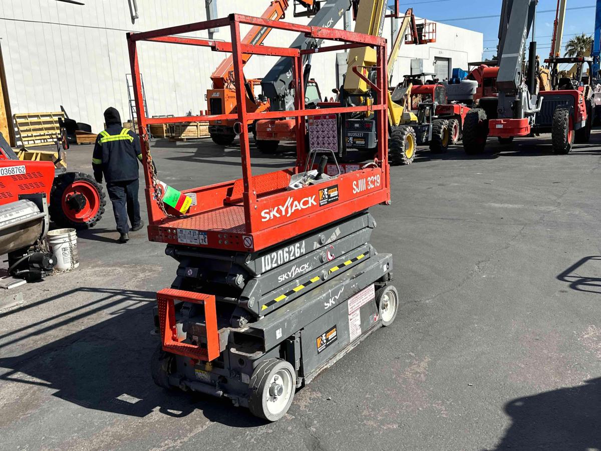 2016 Skyjack SJ3219