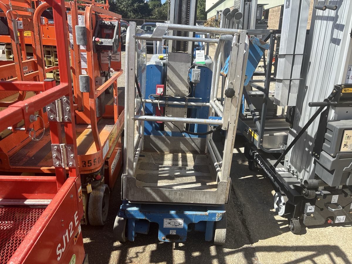 2007 Genie GR-20-2